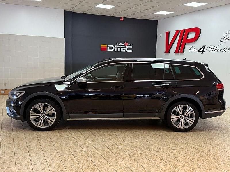 Begagnad VW Passat Alltrack 190 HK (139 kW) 2017 Svart Kombi