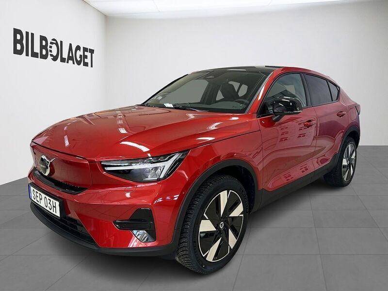 Röd Begagnad 2023 Volvo EC40 Core SUV | 475 000 kr (Marknadspris) - Bild 1/4