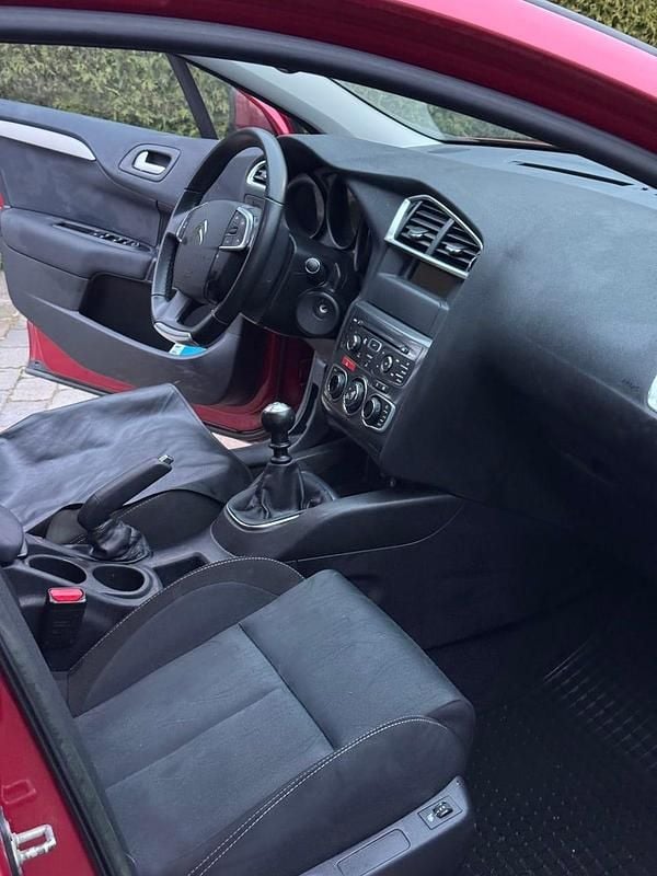 Begagnad Citroën C4 115 HK (84 kW) 2014