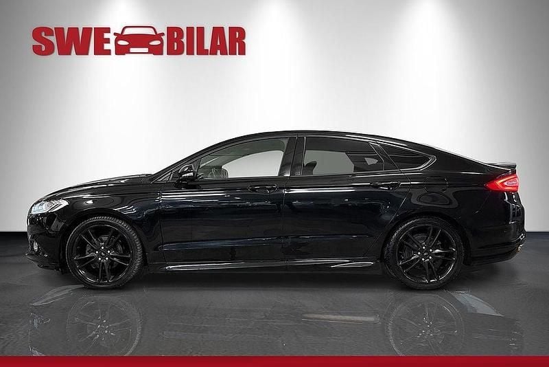 Begagnad Ford Mondeo ST-Line 241 HK (177 kW) 2018 Svart Halvkombi