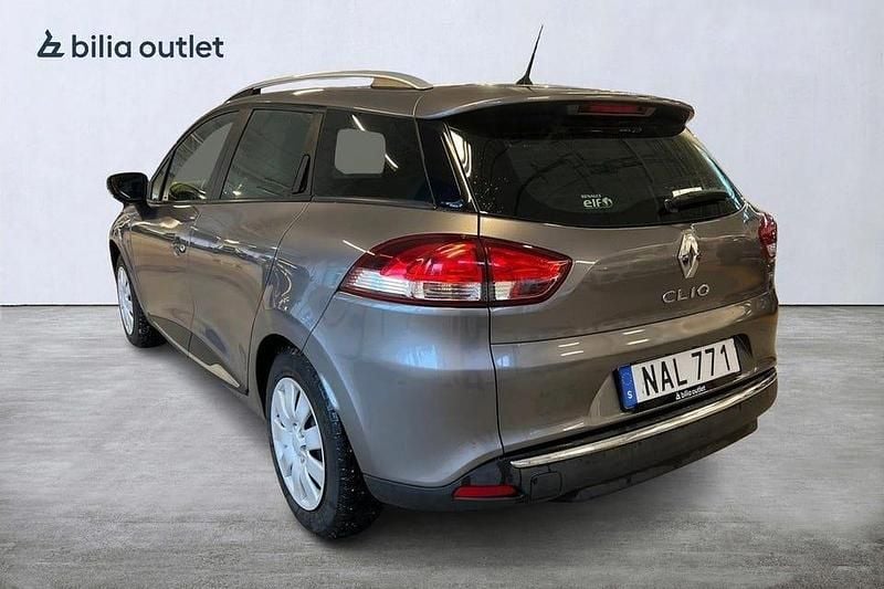 Begagnad Renault Clio IV 90 HK (66 kW) 2016 Grå Kombi