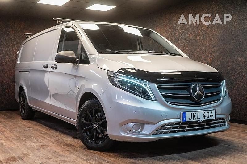 Silver Begagnad 2021 Mercedes Vito Van | 349 500 kr (Marknadspris) - Bild 1/4