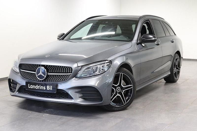 Begagnad 2019 Mercedes C220 AMG line | 309 000 kr - Bild 1/4