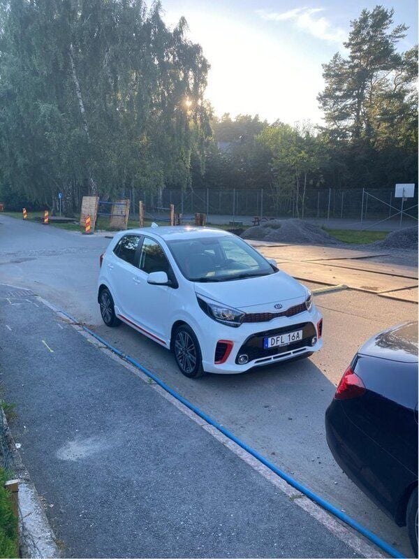 Vit Begagnad 2019 Kia Picanto Halvkombi | 125 000 kr (Marknadspris) - Bild 1/1