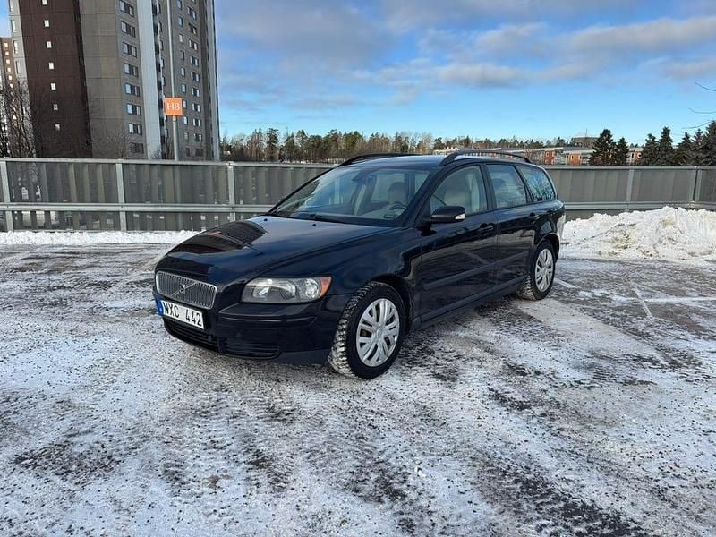 Begagnad 2006 Volvo V50 Kombi | 19 000 kr (Superpris) - Bild 1/4