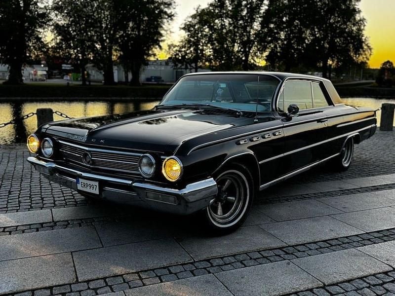 Begagnad Buick Electra 225 330 HK (242 kW) 1962 Svart Sportkupé