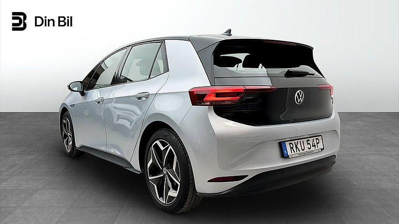 Begagnad VW ID.3 Pro Performance 150 kW (204 HK) 2020 Silver Halvkombi