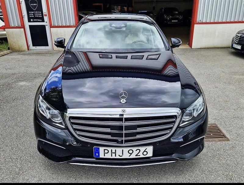 Svart Begagnad 2017 Mercedes E350 Exclusive Sedan | 329 000 kr (Marknadspris) - Bild 1/4