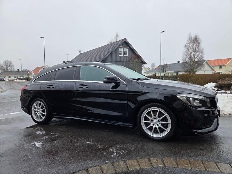 Begagnad Mercedes CLA220 Shooting Brake 177 HK (130 kW) 2018 Kombi