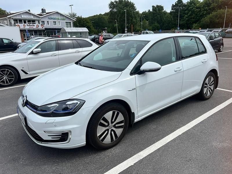 Begagnad 2019 VW e-Golf Halvkombi | 172 500 kr (Marknadspris) - Bild 1/4