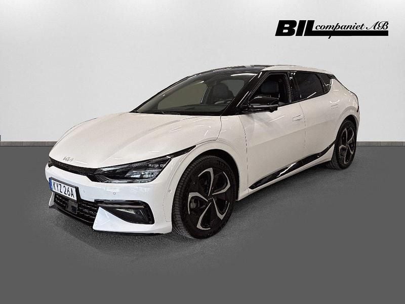Vit (/swp/ snow white pearl) Begagnad 2022 Kia EV6 3 SUV | 449 000 kr (Marknadspris) - Bild 1/4
