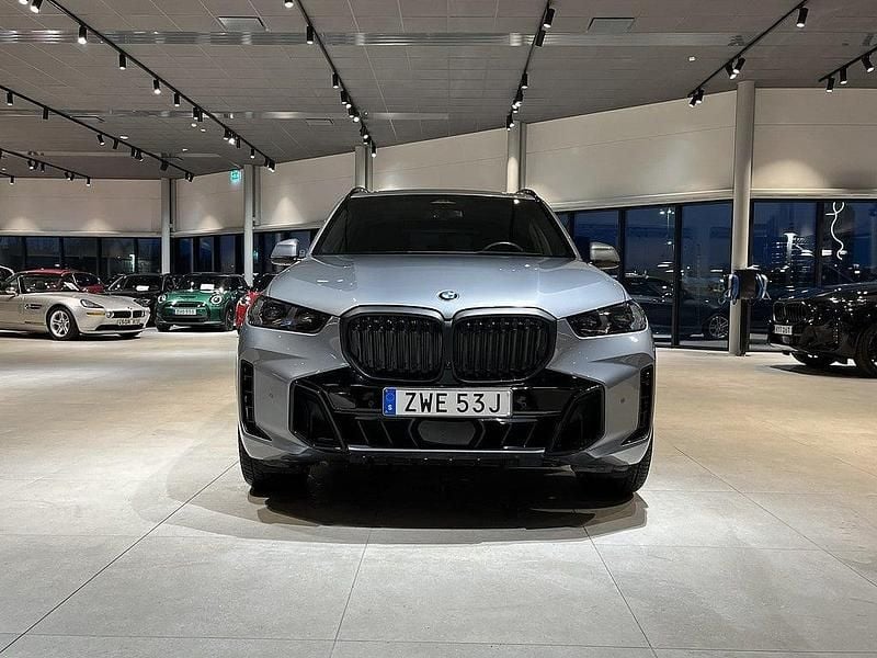 Begagnad BMW X5 M Sport 286 HK (210 kW) 2024 Grå SUV