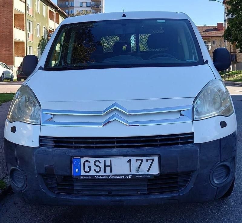Begagnad 2010 Citroën Berlingo Minibuss | 55 000 kr (Marknadspris) - Bild 1/4