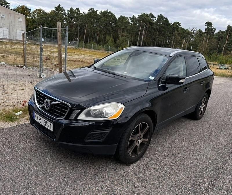 Begagnad 2012 Volvo XC60 SUV | 80 000 kr (Bra pris) - Bild 1/4