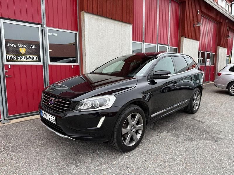 Svart Begagnad 2013 Volvo XC60 Summum SUV | 159 900 kr (Marknadspris) - Bild 1/4