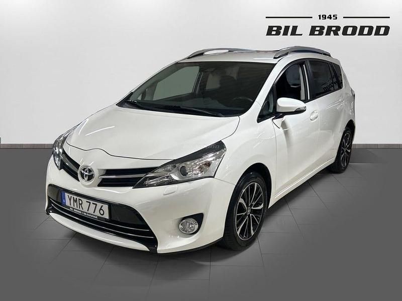 Vit Begagnad 2017 Toyota Verso Edition Minibuss | 159 800 kr (Marknadspris) - Bild 1/4