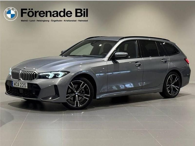 Grå Begagnad 2025 BMW 320 M Sport Kombi | 499 000 kr (Dyr) - Bild 1/4