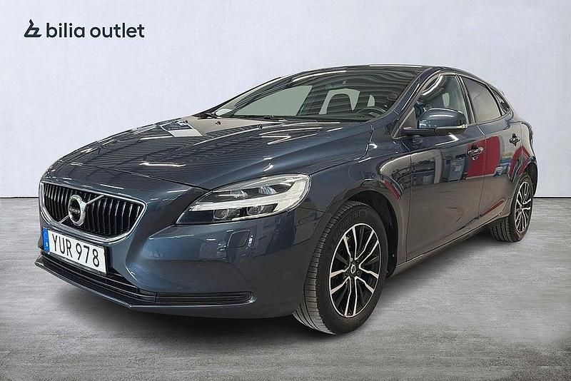 Begagnad Volvo V40 Momentum 152 HK (111 kW) 2017 Blå Halvkombi