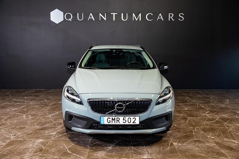 Begagnad Volvo V40 CC 2017 Blå Kombi