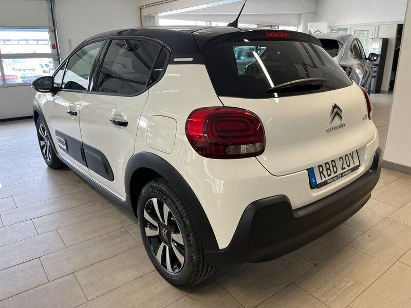 Begagnad Citroën C3 Shine 111 HK (81 kW) 2024 Vit Halvkombi