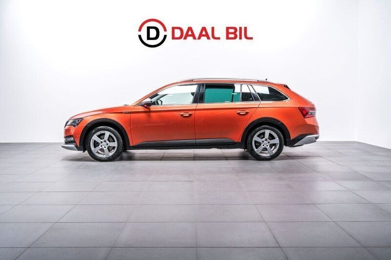 Orange Begagnad 2019 Skoda Superb Business Line Kombi | 299 700 kr (Marknadspris) - Bild 1/4