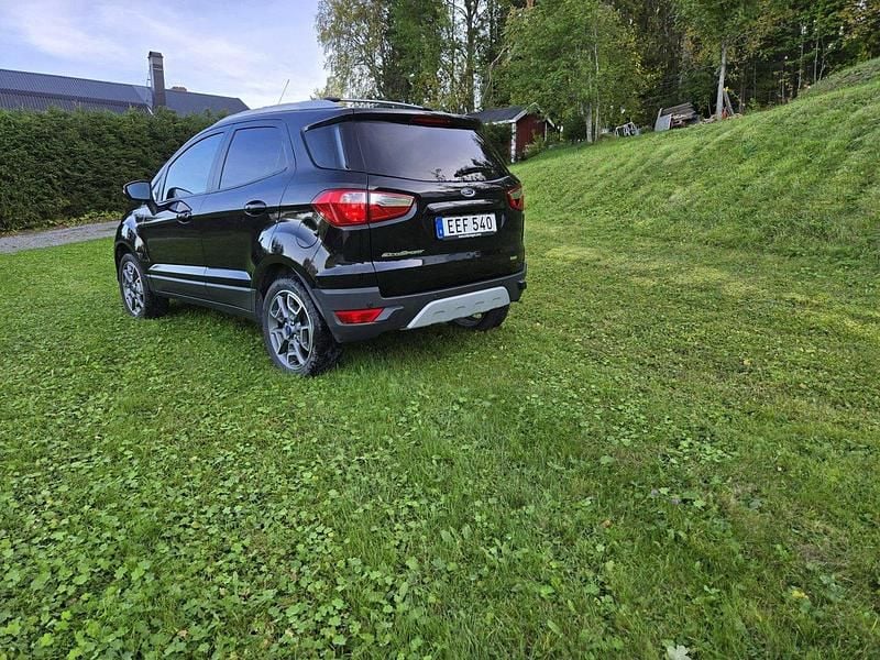 Svart Begagnad 2016 Ford Ecosport Titanium SUV | 105 000 kr (Marknadspris) - Bild 1/4
