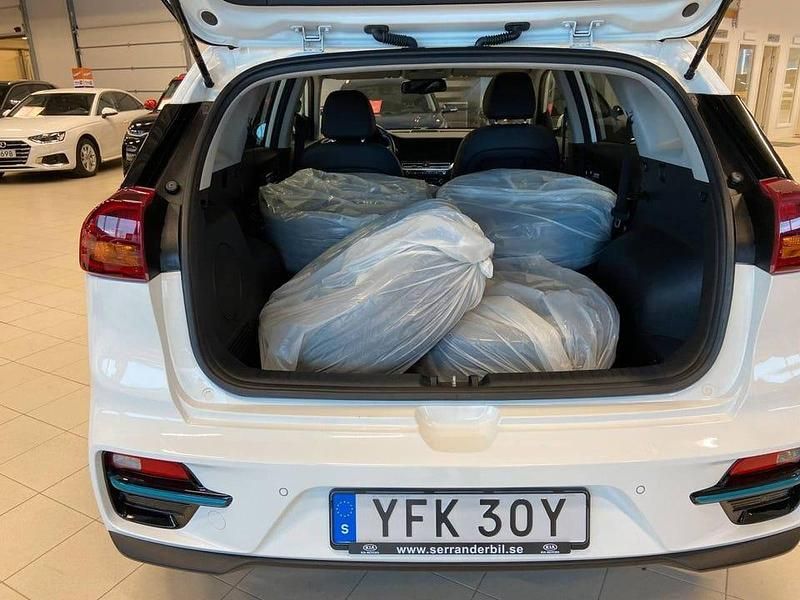 Begagnad Kia e-Niro Advance 150 kW (204 HK) 2020 Vit SUV