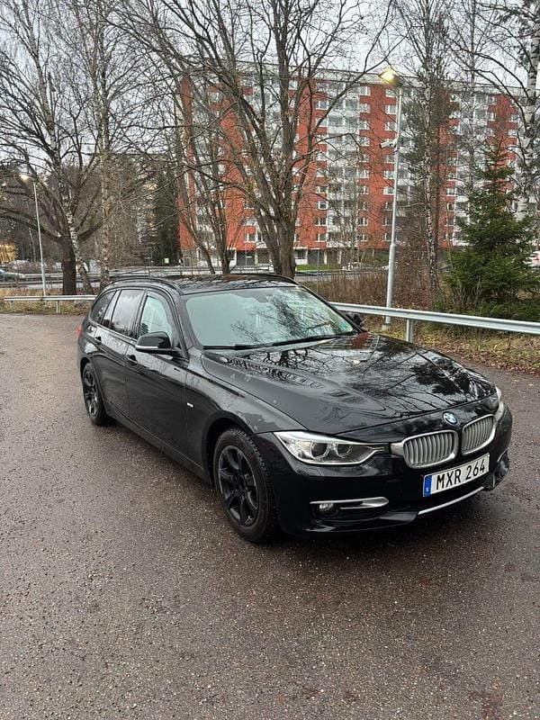 Begagnad 2015 BMW 318 Kombi | 95 000 kr (Bra pris) - Bild 1/4