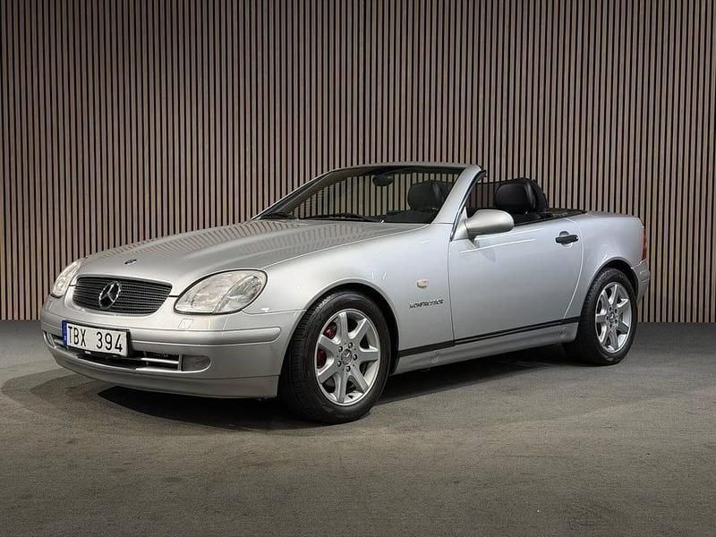Begagnad Mercedes SLK230 193 HK (141 kW) 1999 Silver Cab