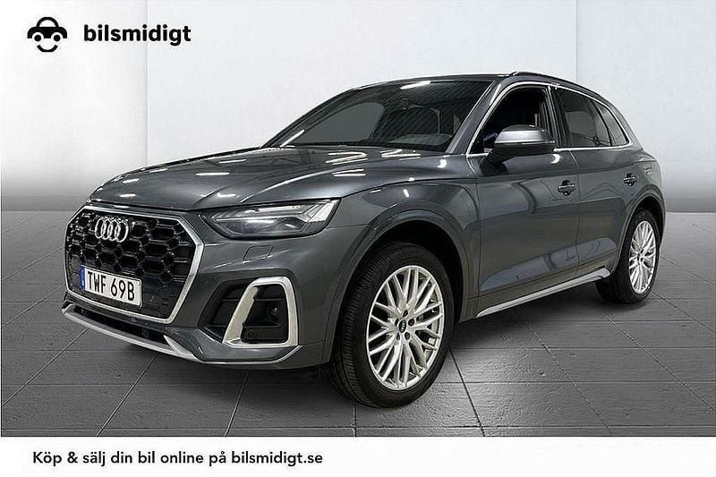 Grå Begagnad 2022 Audi Q5 S-Line SUV | 389 700 kr (Marknadspris) - Bild 1/3