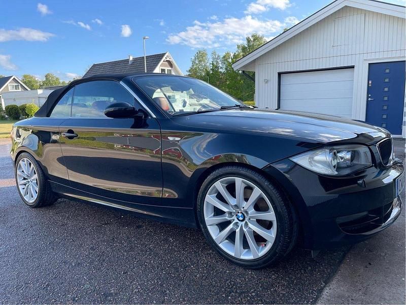 Svart Begagnad 2008 BMW 125 Cabriolet Advantage Cab | 124 900 kr - Bild 1/4