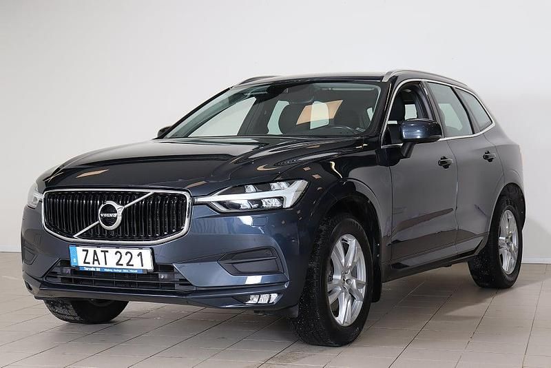 Begagnad Volvo XC60 Momentum 190 HK (139 kW) 2017 Blå SUV