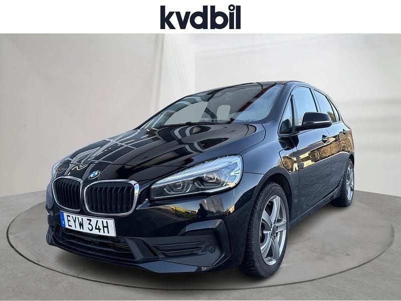 Svart Begagnad 2020 BMW 225 Active Tourer Advantage Minibuss | 200 000 kr - Bild 1/3