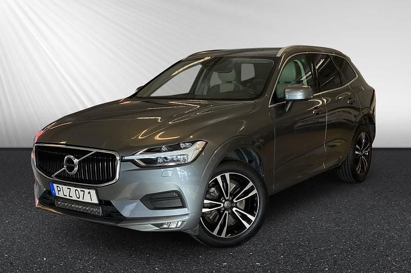 Grå Begagnad 2017 Volvo XC60 Business Edition SUV | 274 400 kr (Marknadspris) - Bild 1/4