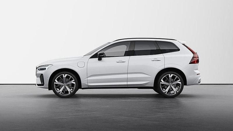 Vit Begagnad 2022 Volvo XC60 Plus SUV | 459 000 kr (Dyr) - Bild 1/4