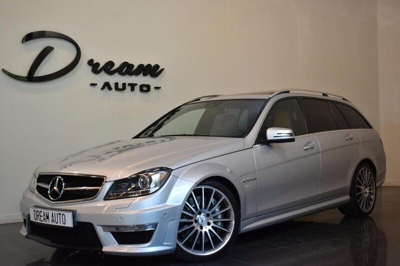 Begagnad 2012 Mercedes C63 AMG AMG Kombi | 359 000 kr (Lite dyr) - Bild 1/4