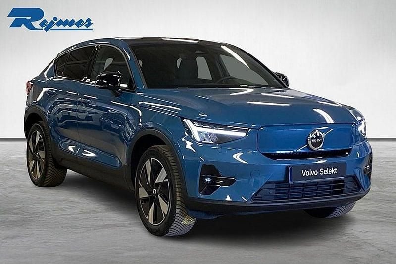 Begagnad Volvo EC40 Plus 185 kW (252 HK) 2024 Blå SUV