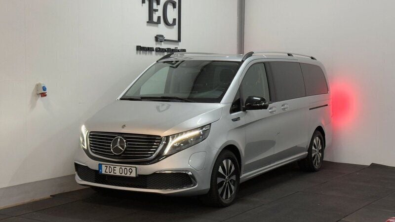Silver Begagnad 2020 Mercedes EQV300 Minibuss | 499 000 kr - Bild 1/4