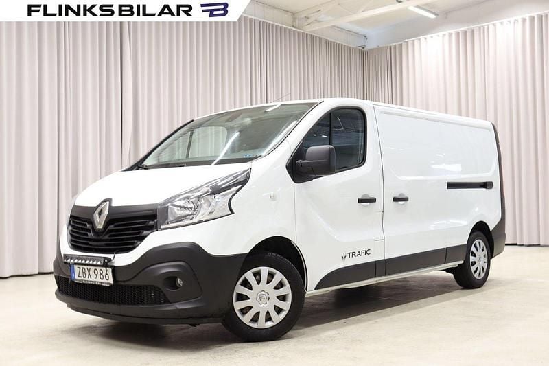 Vit Begagnad 2018 Renault Trafic Van | 119 900 kr (Bra pris) - Bild 1/4