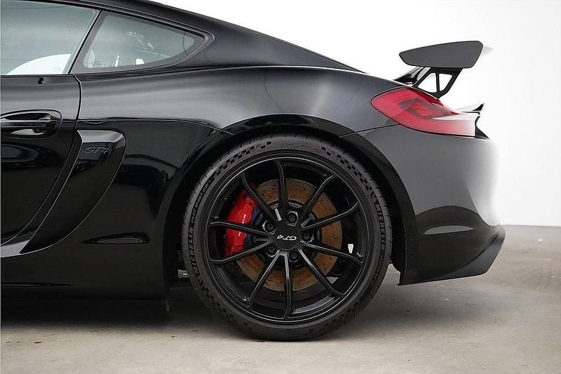 Begagnad Porsche Cayman GT4 385 HK (283 kW) 2015 Svart Sportkupé