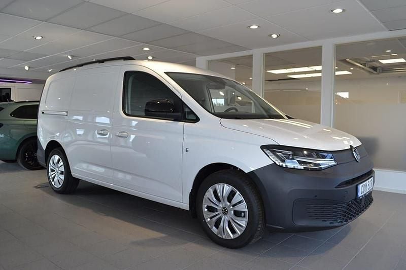 Vit Ny 2025 VW Caddy Maxi Minibuss | 528 530 kr (Marknadspris) - Bild 1/4