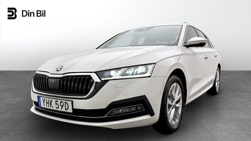 Vit Begagnad 2023 Skoda Octavia Style Kombi | 259 900 kr (Bra pris) - Bild 1/4