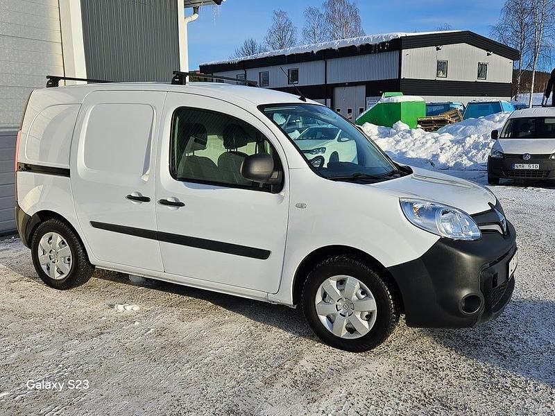 Begagnad Renault Kangoo 95 HK (69 kW) 2021 Vit Minibuss