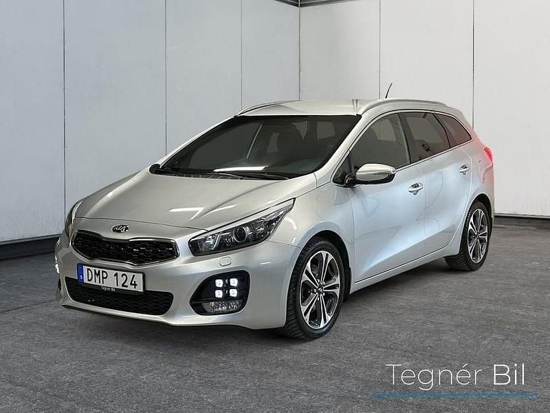 Grå Begagnad 2016 Kia Ceed Sportswagon GT-Line Kombi | 114 700 kr (Marknadspris) - Bild 1/4