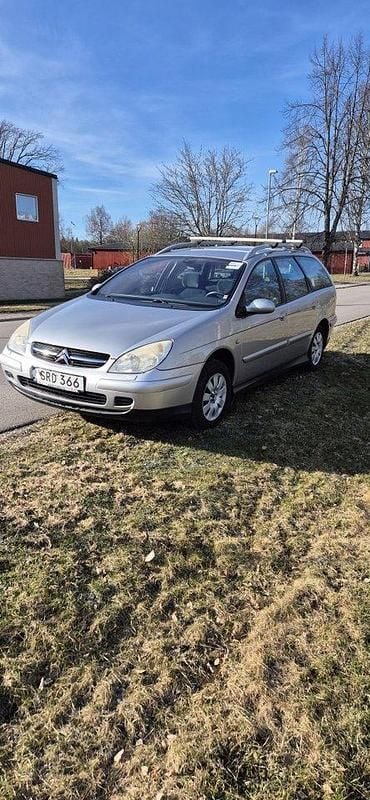 Silver Begagnad 2002 Citroën C5 Kombi | 8 000 kr (Bra pris) - Bild 1/3