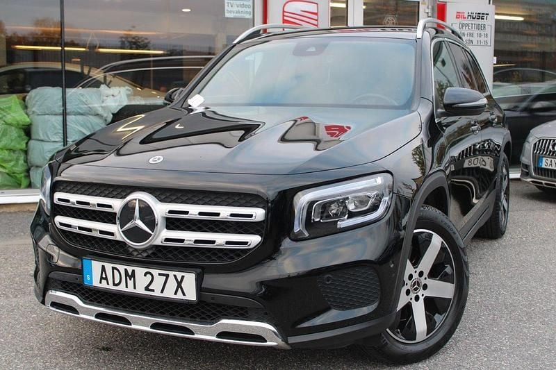 Svart Begagnad 2022 Mercedes GLB200 SUV | 364 900 kr (Bra pris) - Bild 1/4