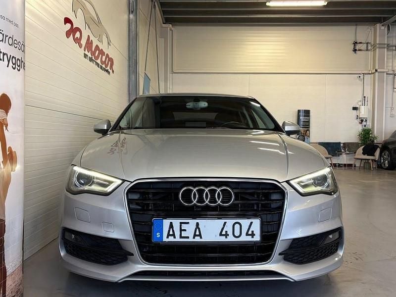 Begagnad Audi A3 Ambition 150 HK (110 kW) 2013 Silver Sedan