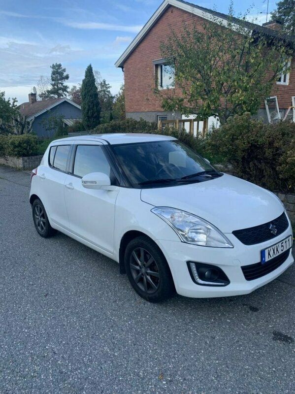 13 begagnade Suzuki till salu i Västerås - AutoUncle