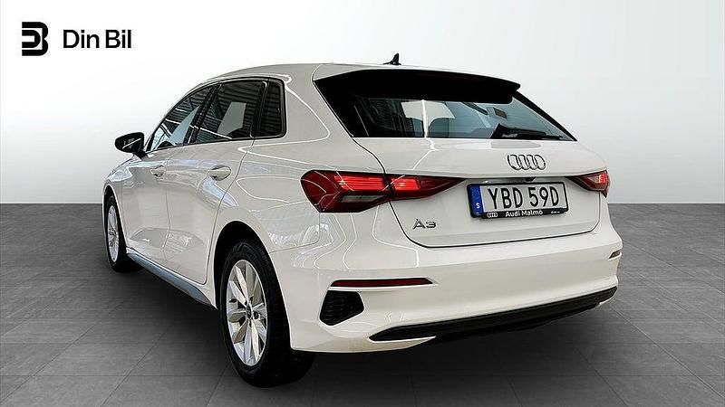 Begagnad Audi A3 Sportback Proline 150 HK (110 kW) 2022 Vit Halvkombi