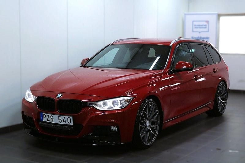 Röd Begagnad 2013 BMW 330 M Sport Kombi | 229 900 kr (Marknadspris) - Bild 1/4